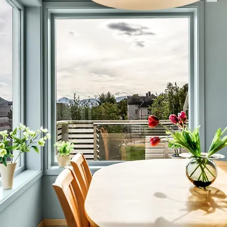 Arctic Heights With Spectacular Sea & Mountain View *