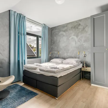 Arctic Heights With Spectacular Sea & Mountain View Leilighet Tromsø
